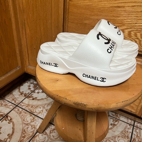 Crocs platform sandals - Picture 3 of 5